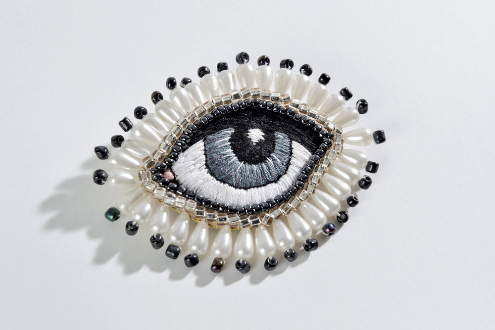 Brooch Grey Eye