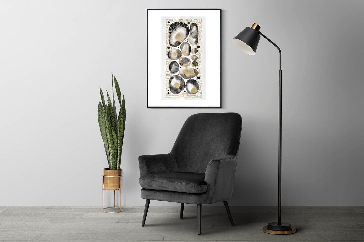 Black and Gold Pebbles med1 in room