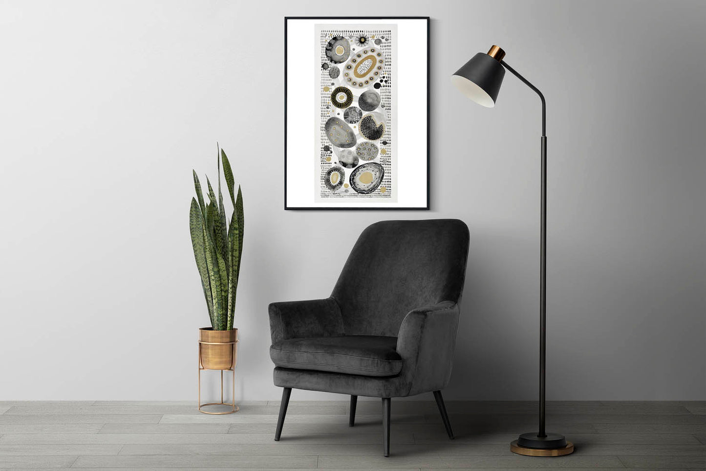 Black and Gold Pebbles L1 in room